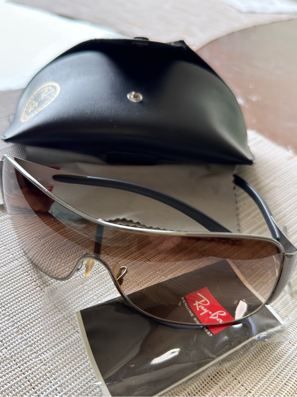 Ray-Ban RB3321 041/13 3N Highstreet Wrap Sunglasses — Authentic, Discontinued